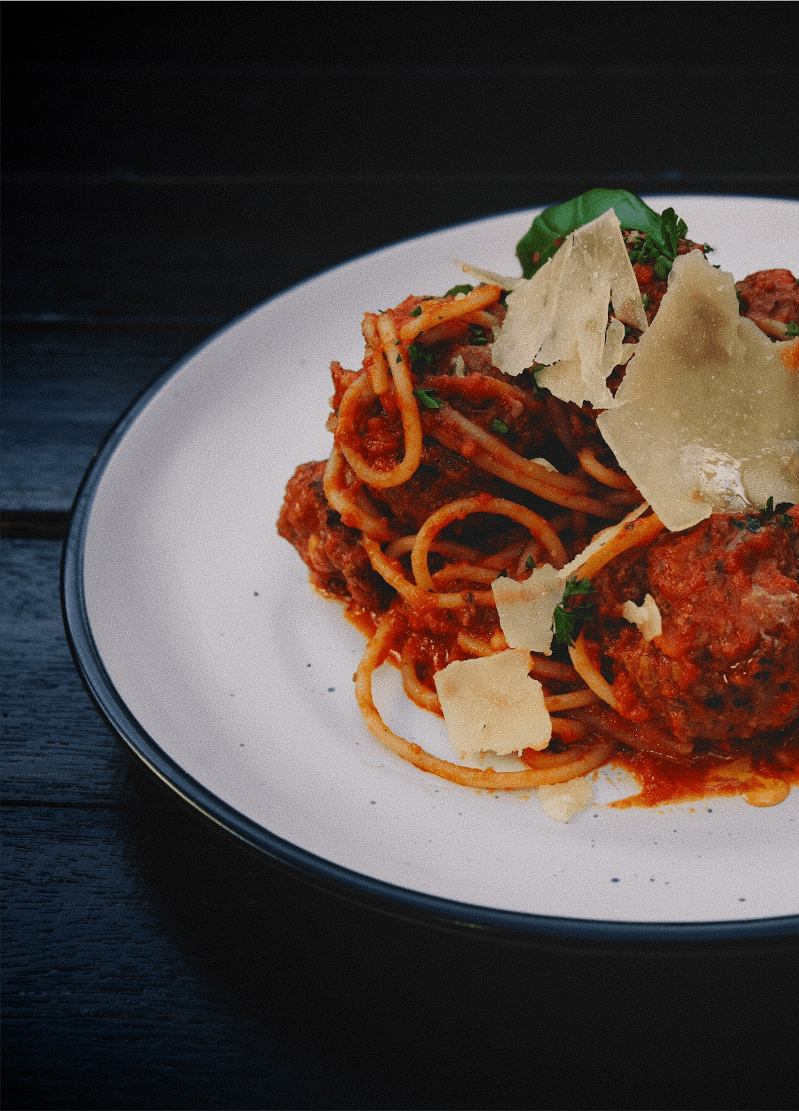 Fresh Italian dishes and vibrant produce